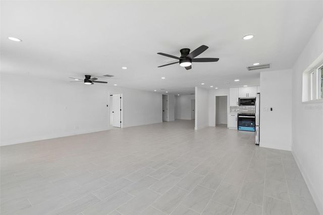 10238 TARPON DRIVE, Treasure Island, FL 33706