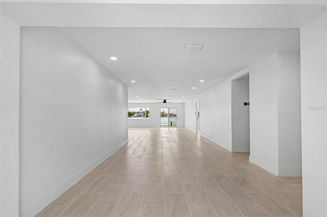 10238 TARPON DRIVE, Treasure Island, FL 33706