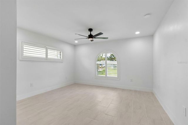 10238 TARPON DRIVE, Treasure Island, FL 33706