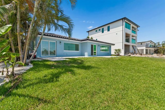 10238 TARPON DRIVE, Treasure Island, FL 33706