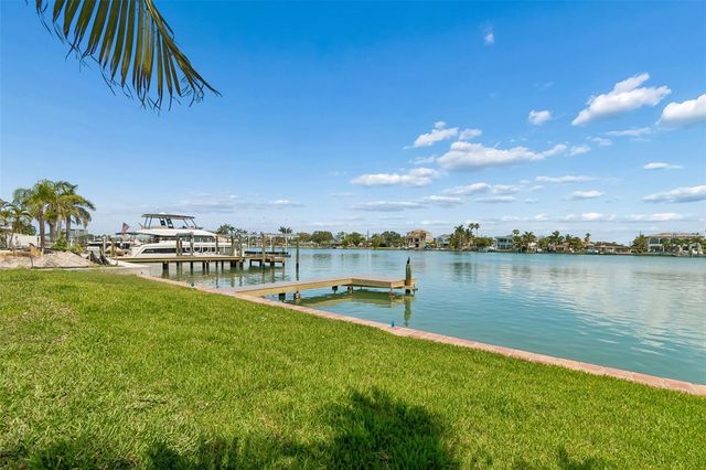 10238 TARPON DRIVE, Treasure Island, FL 33706