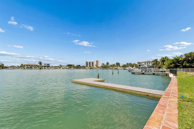 10238 TARPON DRIVE, Treasure Island, FL 33706