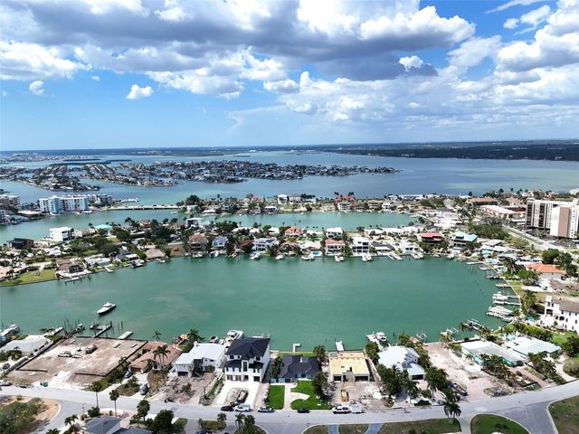 10238 TARPON DRIVE, Treasure Island, FL 33706
