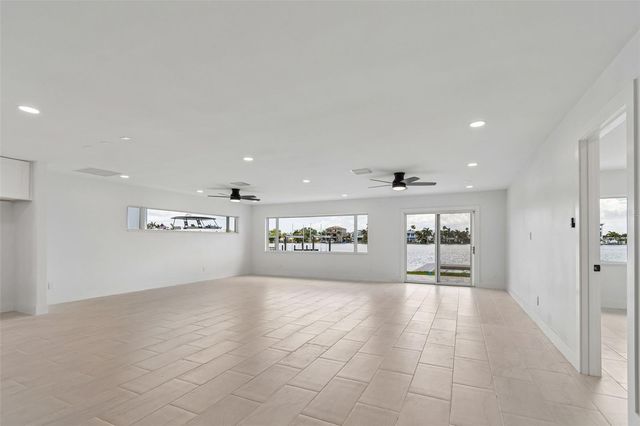 10238 TARPON DRIVE, Treasure Island, FL 33706