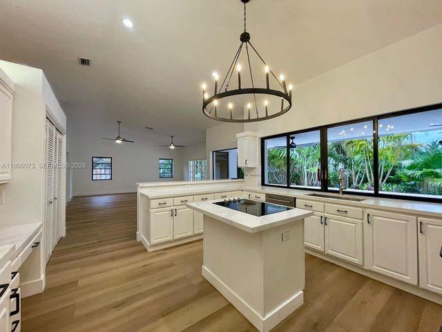 8501 SW 178th St 1, Palmetto Bay, FL 33157