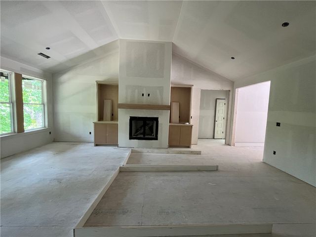 9 Cawood Drive, Bella Vista, AR 72714