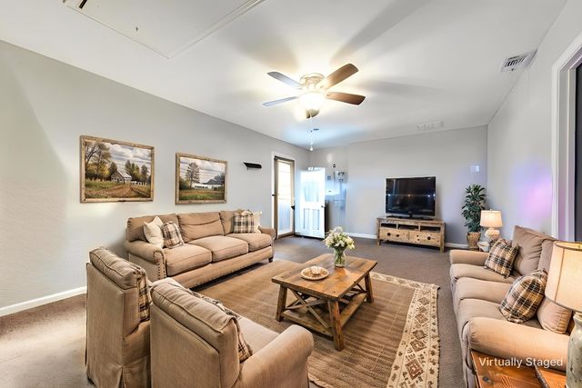 246 Meadow Ridge Circle, Royse City, TX 75189