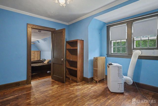 21 Elm Place, Milltown, NJ 08850
