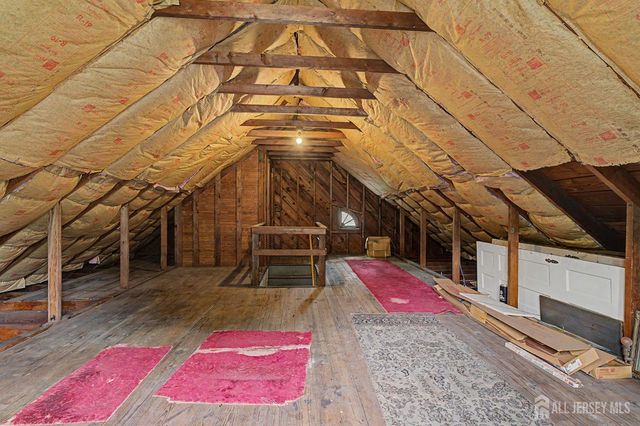 21 Elm Place, Milltown, NJ 08850