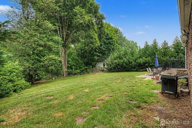 21 Elm Place, Milltown, NJ 08850