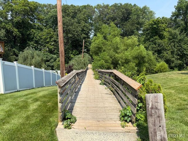 21 Elm Place, Milltown, NJ 08850
