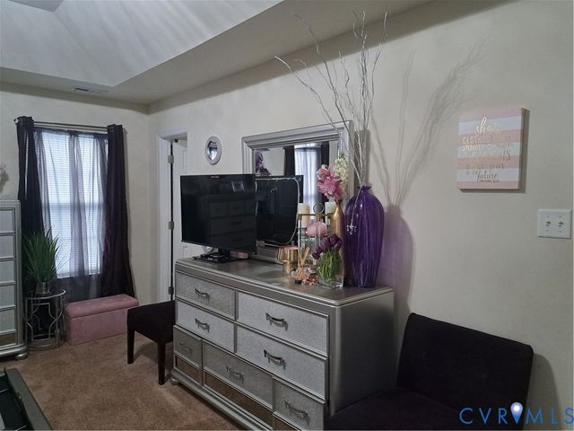 5347 Meadoway Rd, North Chesterfield, VA 23234