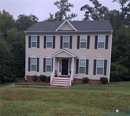 5347 Meadoway Rd, North Chesterfield, VA 23234