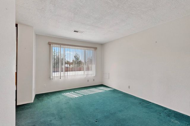 6286 ROADRUNNER Loop NE, Rio Rancho, NM 87144