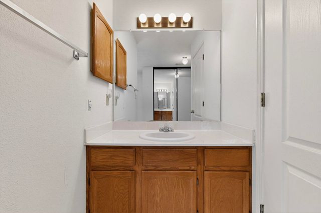 6286 ROADRUNNER Loop NE, Rio Rancho, NM 87144