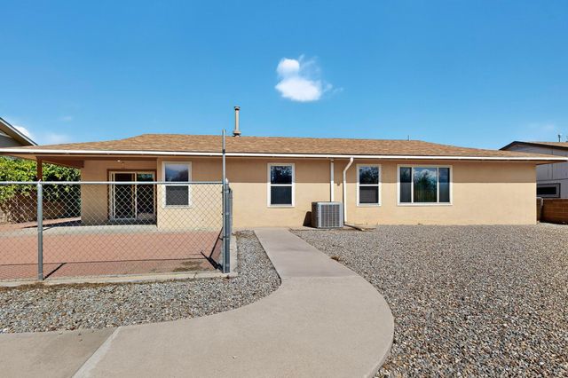 6286 ROADRUNNER Loop NE, Rio Rancho, NM 87144