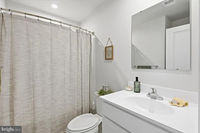205 YELLOW BILL LN, Cambridge, MD 21613