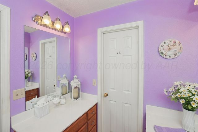 5428 SOMERSET Drive, Amarillo, TX 79109
