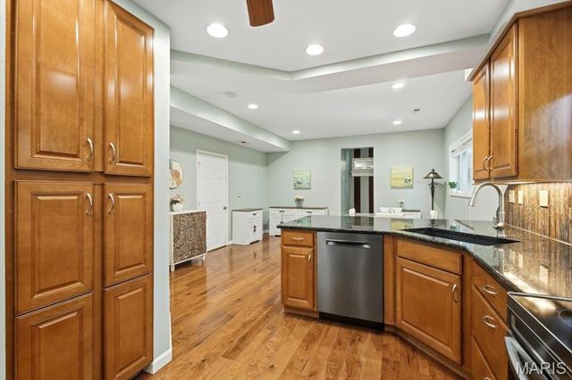 10935 Vauxhall Drive, Creve Coeur, MO 63146