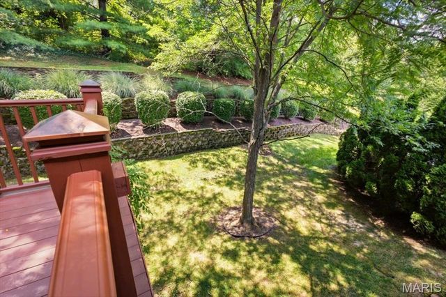 10935 Vauxhall Drive, Creve Coeur, MO 63146