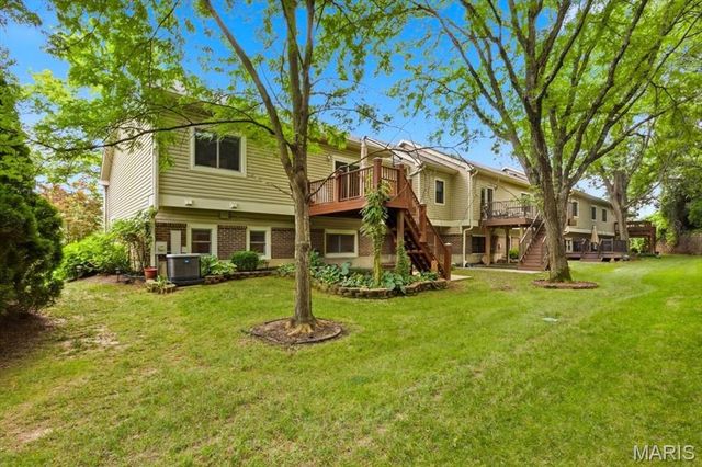 10935 Vauxhall Drive, Creve Coeur, MO 63146