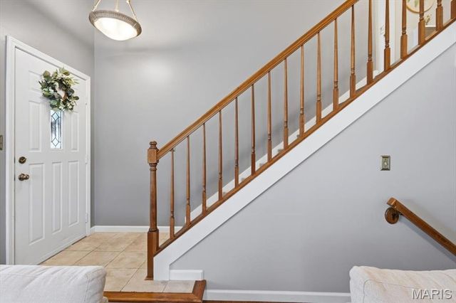 10935 Vauxhall Drive, Creve Coeur, MO 63146