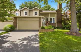 10935 Vauxhall Drive, Creve Coeur, MO 63146