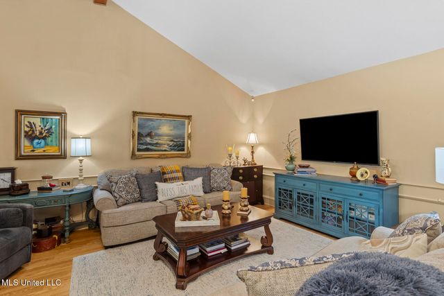 4201 Oak Hill Drive, Terry, MS 39170