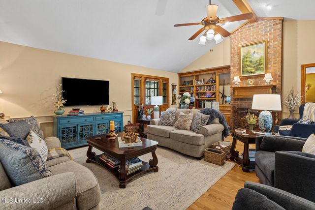 4201 Oak Hill Drive, Terry, MS 39170