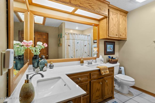 4201 Oak Hill Drive, Terry, MS 39170