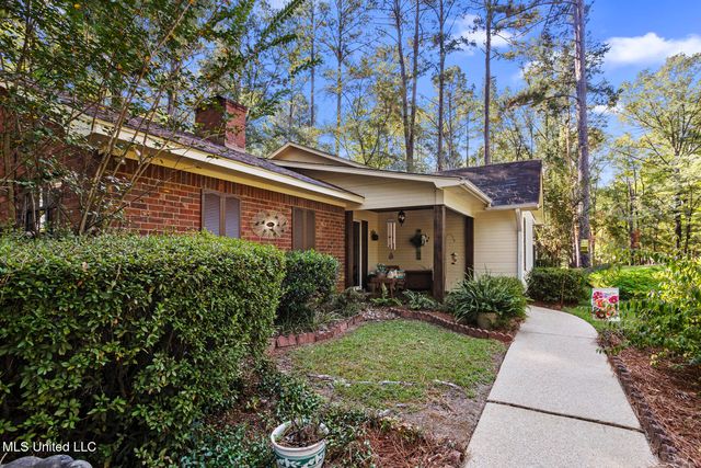 4201 Oak Hill Drive, Terry, MS 39170