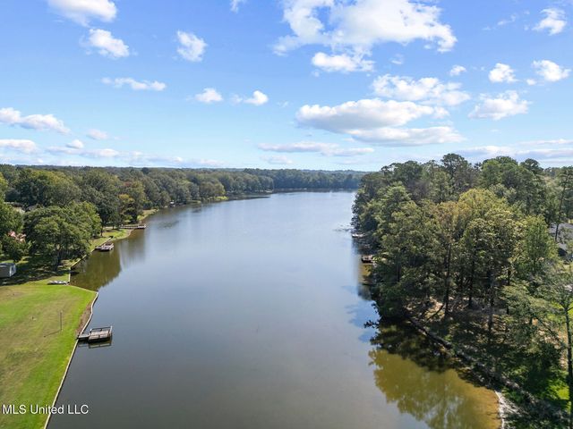 4201 Oak Hill Drive, Terry, MS 39170