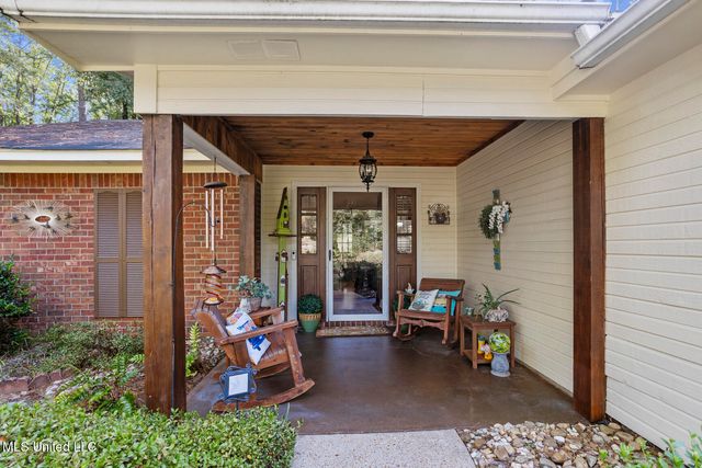 4201 Oak Hill Drive, Terry, MS 39170