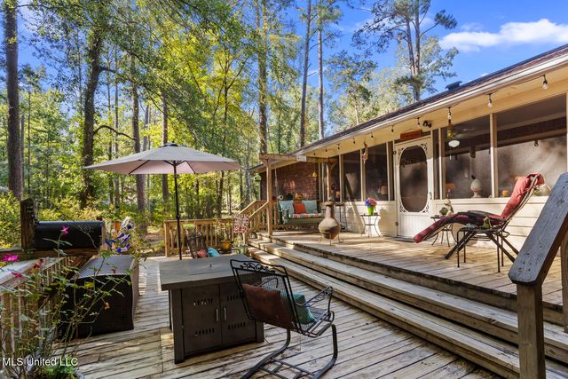 4201 Oak Hill Drive, Terry, MS 39170