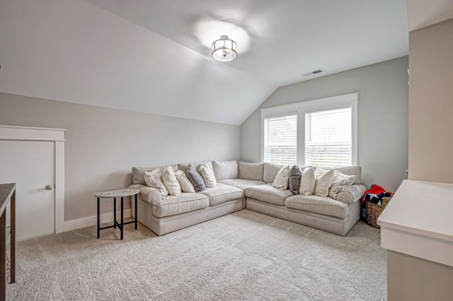 7748 Thayer Rd, Nolensville, TN 37135