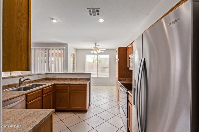 6211 W WIKIEUP Lane, Glendale, AZ 85308