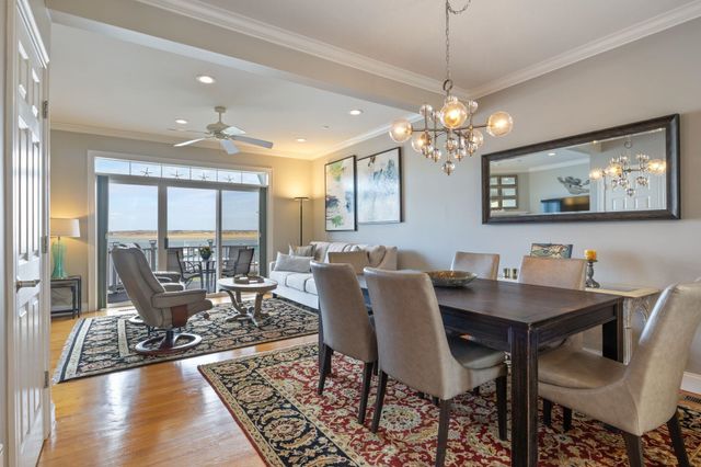24 Harbor Rd Unit 4, Hampton, NH 03842