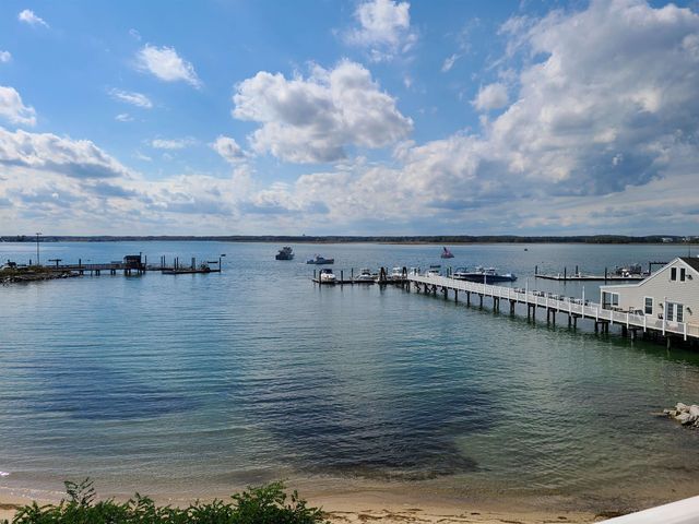 24 Harbor Rd Unit 4, Hampton, NH 03842