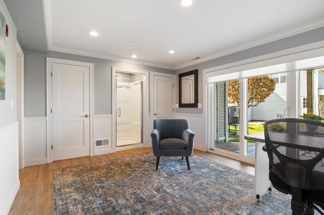 24 Harbor Rd Unit 4, Hampton, NH 03842