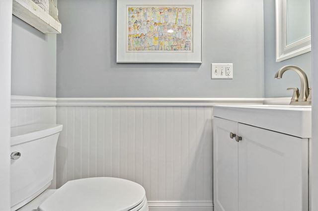 24 Harbor Rd Unit 4, Hampton, NH 03842