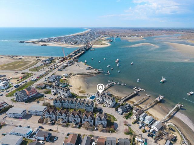 24 Harbor Rd Unit 4, Hampton, NH 03842