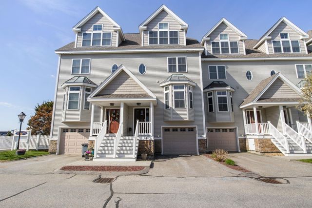 24 Harbor Rd Unit 4, Hampton, NH 03842