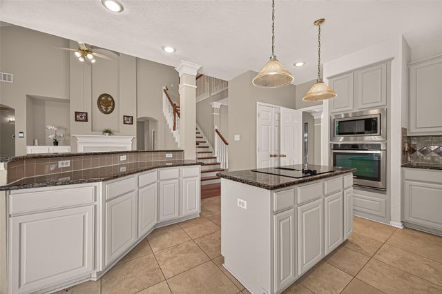 3810 Canary Grass Lane, Houston, TX 77059