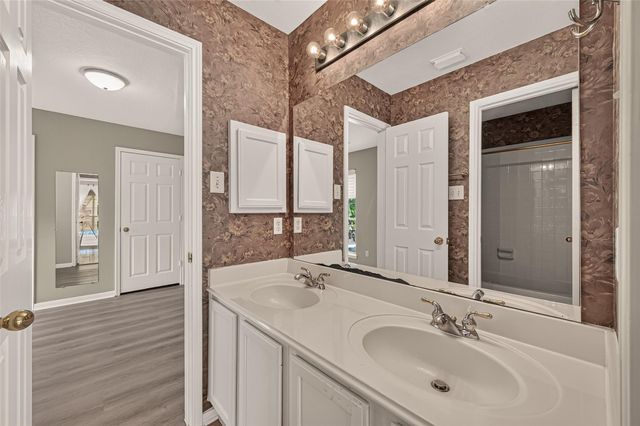 3810 Canary Grass Lane, Houston, TX 77059