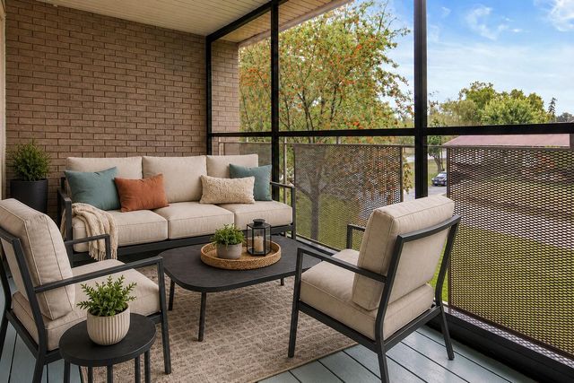 4380 Brookside Court 213, Edina, MN 55436