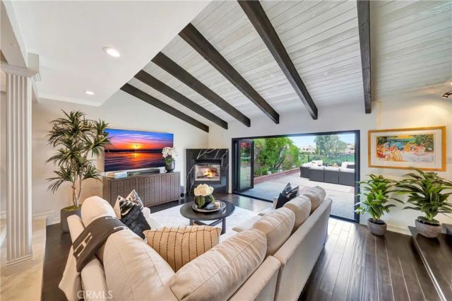 4420 Park Jazmin, Calabasas, CA 91302