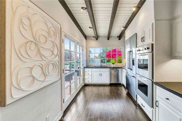 4420 Park Jazmin, Calabasas, CA 91302