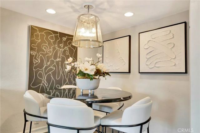 4420 Park Jazmin, Calabasas, CA 91302