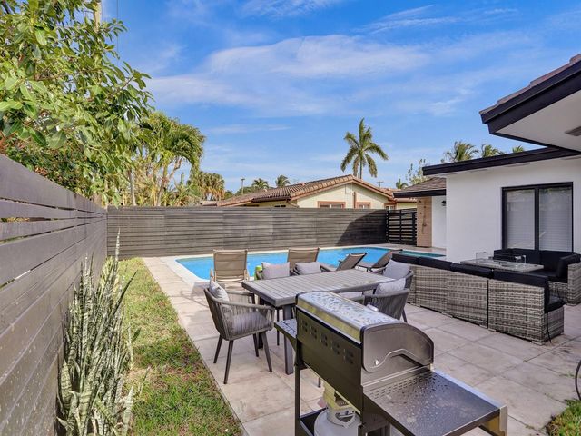 5501 NE 18TH Terrace, Fort Lauderdale, FL 33308
