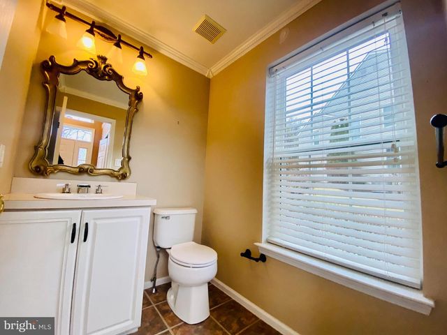 475 STONEGLEN ST, Collegeville, PA 19426